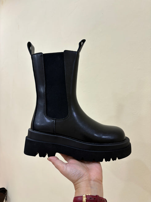 Classic Straight Loose Tube Ankle Boots